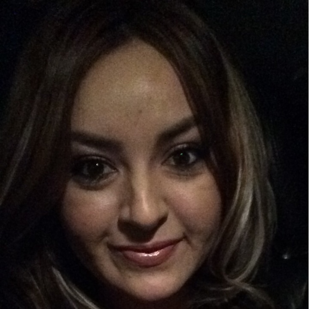 Meet your Posher, Angela